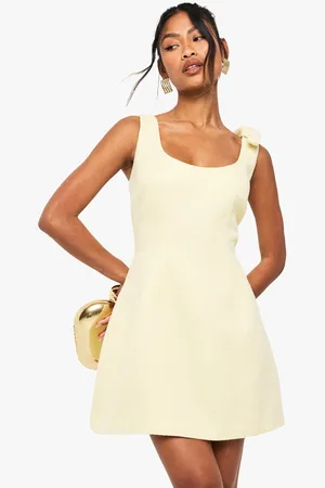 Boohoo Boucle Scoop Neck Tailored Mini Dress - - 8