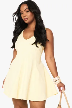 Boohoo Plus Panelled Structured Skater Dress - - 16