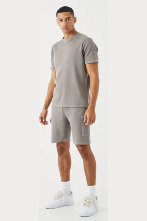 Boohoo Mens Slim Waffle T-shirt & Cargo Short Set