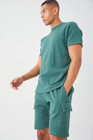 Boohoo Mens Slim Waffle T-shirt & Cargo Short Set