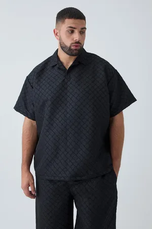 Boohoo Mens Plus 3D Texture Revere Polo Shirt