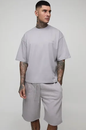 Boohoo Mens Tall Oversized Boxy Official Contrast Stitch T-Shirt & Short Set