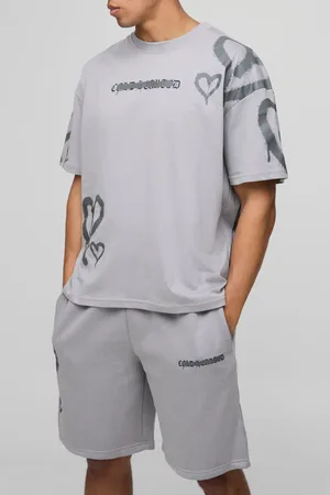 Boohoo Mens Oversized Boxy All Over Heart Printed T-Shirt And Short Set