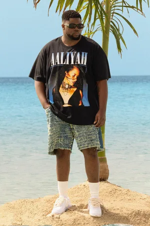Boohoo Mens Plus Aaliyah License T-shirt