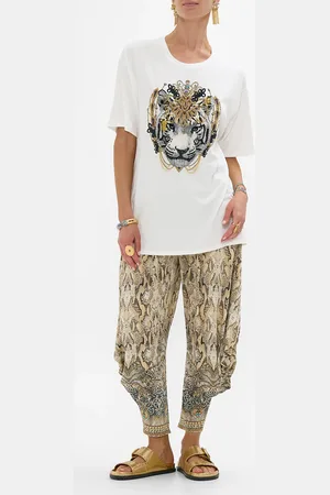 Camilla Oversized Band Tee - White the Throne Room, S