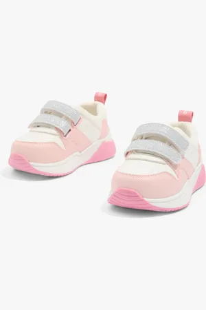 COUNTRY ROAD Dallas Strap Sneaker Mineral Pink in Size 18 | 100% Polyurethane