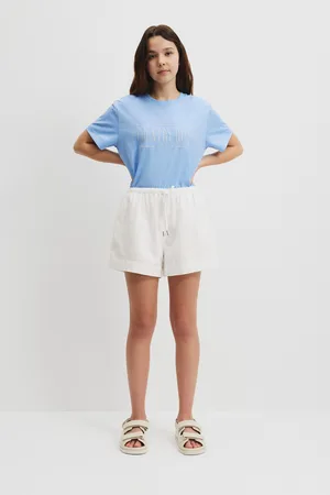 COUNTRY ROAD Teen Organically Grown Short Marshmallow in Size 16 | 100% Linen