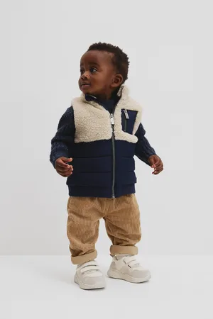 COUNTRY ROAD Boys Sherpa Splice Vest Navy in Size 6-12 Months | 100% Polyester