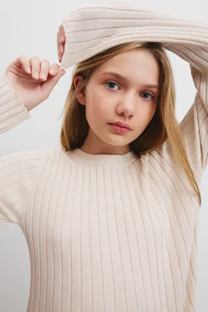 COUNTRY ROAD Teen Organically Grown Rib Knit Long Sleeve Top Oatmeal in Size 10 | 100% Cotton