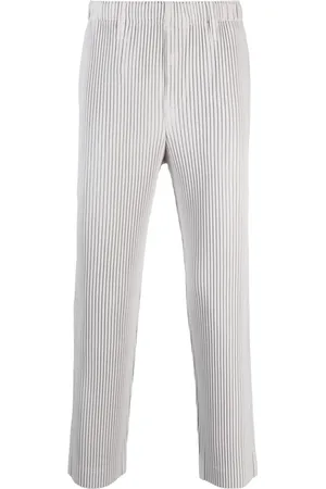 Issey Miyake Pliss??-effect straight-leg trousers