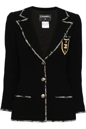 CHANEL 2005 emblem single-breasted blazer