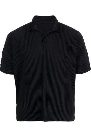 Issey Miyake Pliss??-effect short-sleeve polo shirt