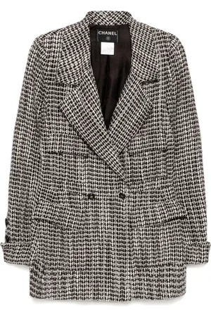 CHANEL 2001 double-breasted jacket