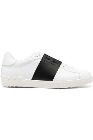 VALENTINO GARAVANI Rockstud low-top sneakers