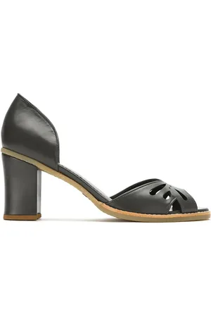 Sarah Chofakian Leather pumps