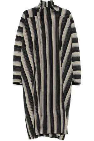 Issey Miyake RB_Stripes 2 coat