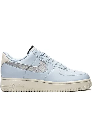 Nike Air Force 1 Low 07 SE sneakers