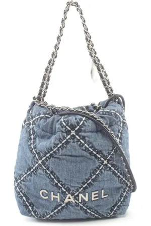 CHANEL 2021s Chanell 22 mini bag