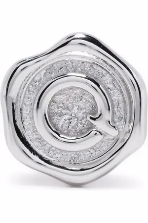 Maria Black POP letter Q coin
