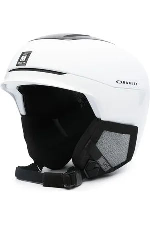 Oakley MOD5 ski helmet