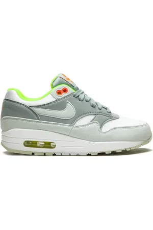 Nike Womens Air Max 1 sneakers
