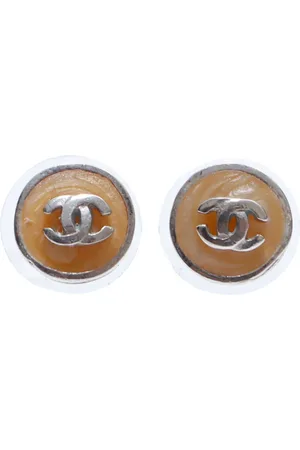 CHANEL 2000 CC button clip-on earrings