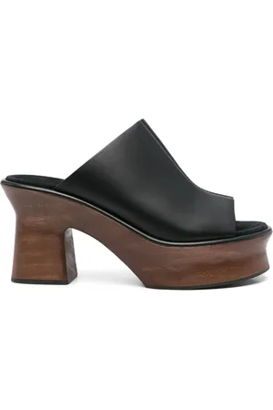 Salvatore Ferragamo 85mm leather sandals