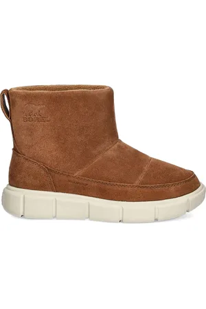 sorel Explorer??? III boots