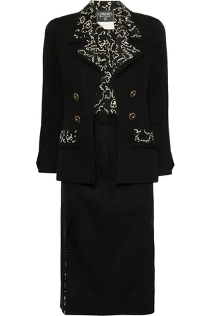 CHANEL 1993 setup suit jacket skirt