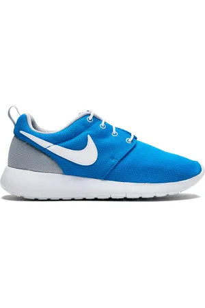 Nike Roshe One sneakers
