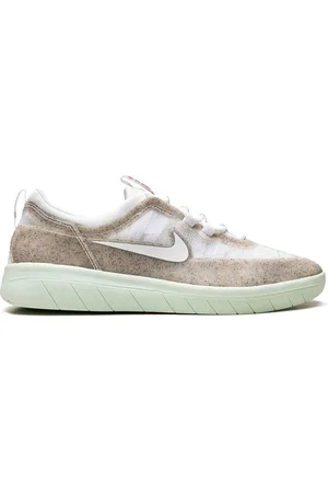 Nike Nyjah Free 2 SB " Barely Green" sneakers