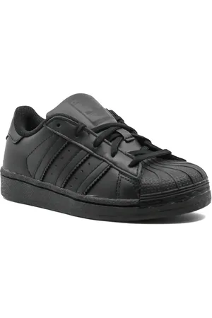 adidas Superstar low-top sneakers