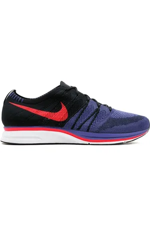 Nike Flyknit low-top sneakers