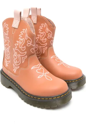Dr. Martens Strixton boots