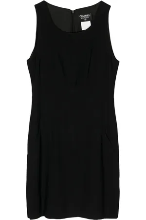 CHANEL 1997 round-neck sleeveless dress