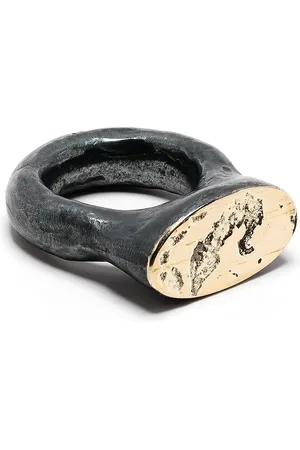 PARTS OF FOUR Roman signet ring