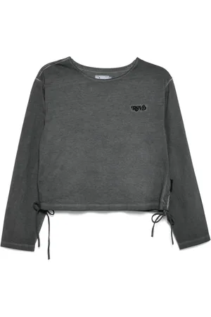 Izzue Embroidered logo top