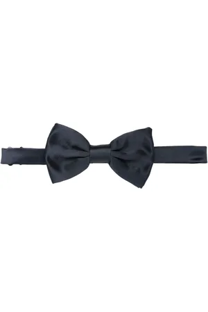 Lady Anne Satin silk bow tie