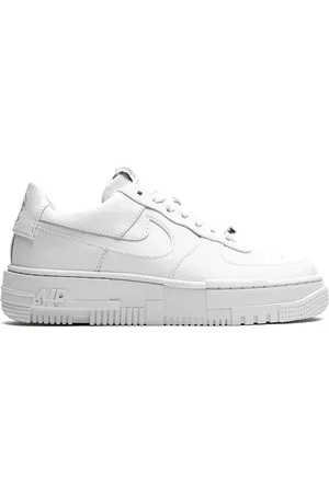 Nike Air Force 1 Pixel 