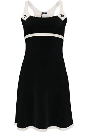 CHANEL 1996 CC-logo dress