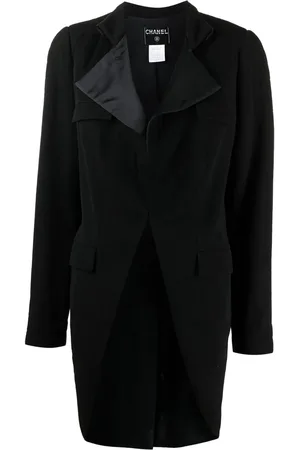 CHANEL 2006 stand-up collar flapped coat