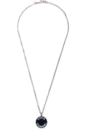 CHANEL 2007 circular-pendant necklace