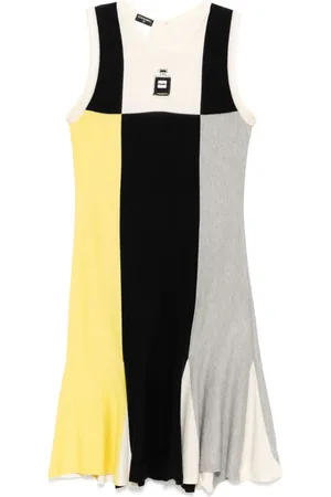 CHANEL 2008 logo patch sleeveless dress