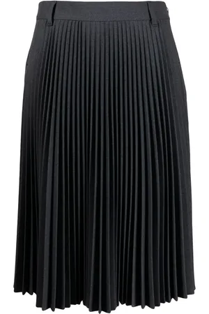 Burberry Pleated midi skirt