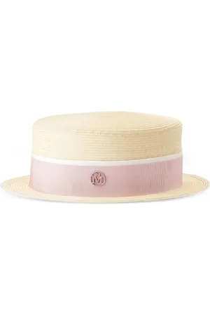 Le Mont St Michel Auguste hat