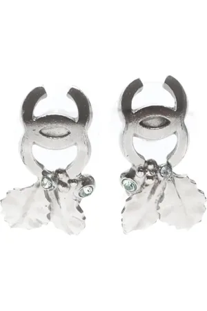 CHANEL 2005 CC leaf stud earrings