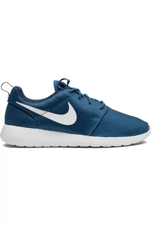 Nike Roshe One sneakers