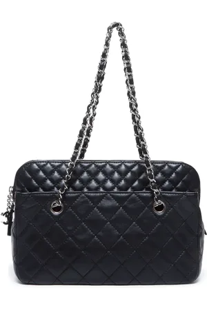 CHANEL 2010-2011 quilted shoulder bag