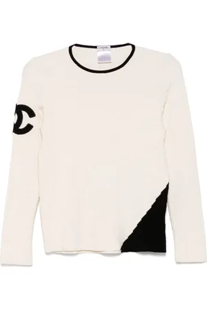CHANEL 2005 logo-patch jumper