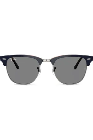 Ray-Ban RB3016 Clubmaster Classic sunglasses